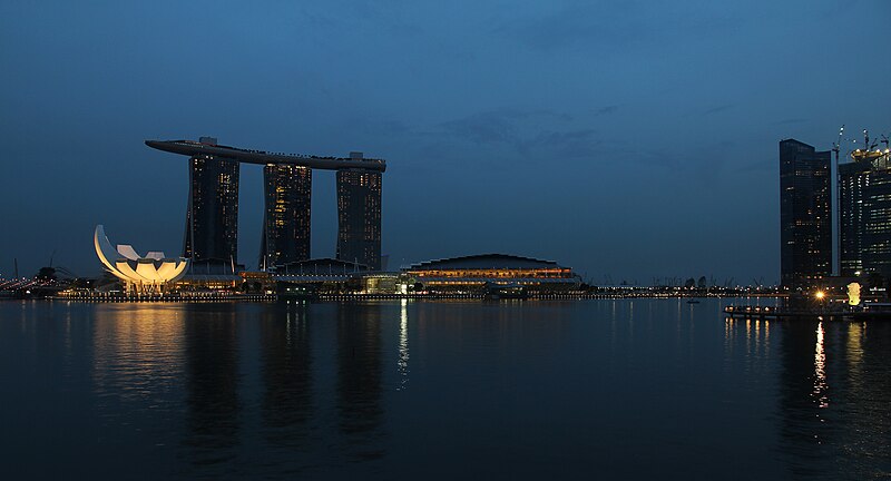 Marina-Bay-Sands-Hotel-Sands-Sky-Park-at-dusk-Singapore