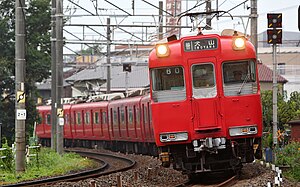 鶴舞線與互相直通運行的名鐵100系（日语：名鉄100系電車）（江南－柏森間）