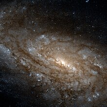 NGC 4654 בתמונה של טלסקופ החלל האבל