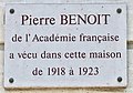 Plaque au no 207.