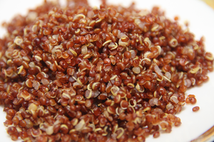 cooked red quinoa