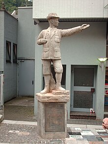 monumento en Altena por Schirrmann