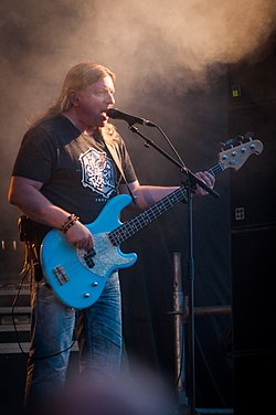 Ruusukallio esiintymässä Rakuuna Rock -festivaalilla vuoden 2014 heinäkuussa.