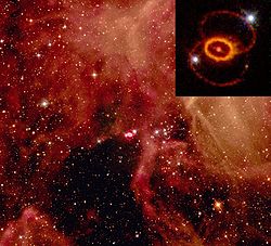 SN 1987A周辺の大マゼラン雲と複数のリング構造（右上）