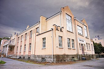 L'hôpital général.