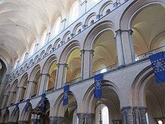 Élévation à quatre niveaux, cathédrale de Tournai.