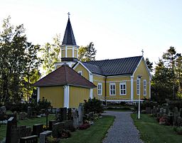 Vahto kyrka år 2005.