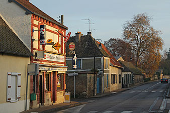 Route départementale de Vernon à Gisors.