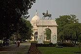 Victoria Memorial, King Edward VII Arch, Kolkata, India.jpg