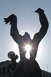 De Verwoeste Stad, (The Destroyed City), sculpture in Rotterdam by Ossip Zadkine Zadkine II rb.jpg