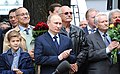 Andrej Končalovskij s Vladimírem Putinem při odhalení sochy otce, Sergeje Michalkova