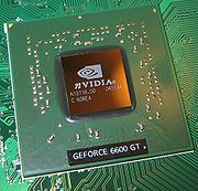 Le processeur graphique NV43 d'une GeForce 6600 GT
