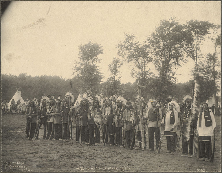 File:Band of Sioux Warriors.jpg