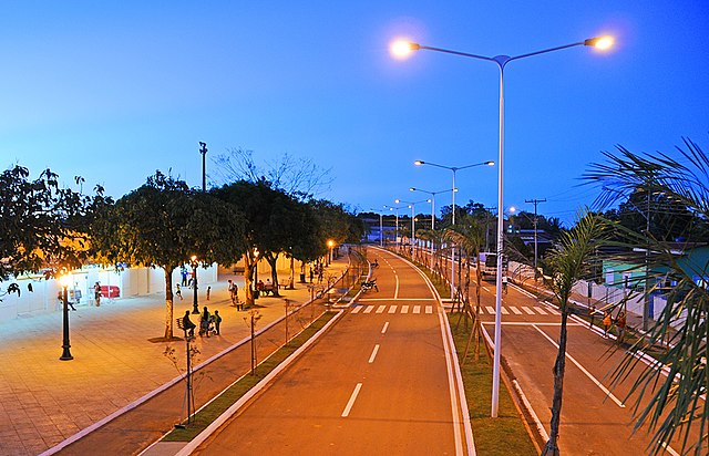 Avenida Edmundo Pinto