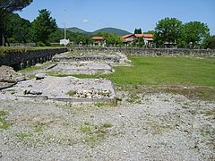 El templo dedicado a la adoración del emperador.