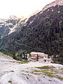 Zwei Tage nach Eröffnung der neuen Höllental­angerhütte 2015