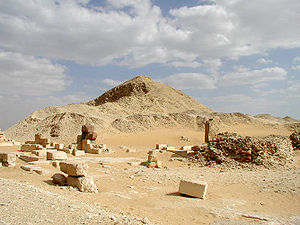 II. Pepi piramisának romjai Szakkarában