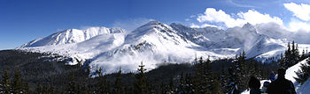 Panorama of Tatry mountains just before reachi...
