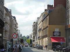 Rue Charles-Brunellière, prolongée par la place René-Bouhier et le boulevard de Launay