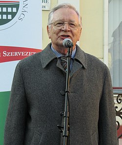 Szűrös Mátyás 2012 (crop).jpg