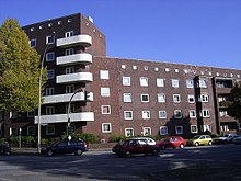 Karl Schneider, flats in Hamburg, 1929 Wohnblock an der Habichtstrasse in Hamburg-Barmbek-Nord.jpg