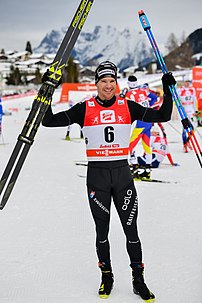 Dario Cologna, fondeur suisse, quadruple champion olympique, photographié en janvier 2018 à Seefeld in Tirol. (définition réelle 5 187 × 7 781)