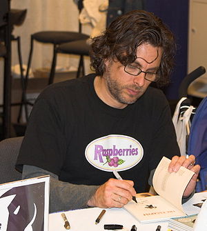 Photograph of author Michael Chabon at a book ...