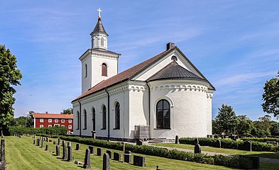 Kyrkan från sydväst