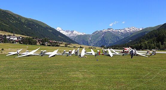 L'aérodrome en juillet 2016 durant le camp de planeurs