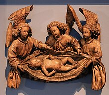 Drei Engel halten ein Tuch, in dem ein nackter Säugling liegt.