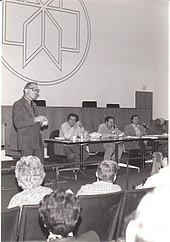 Ray Hyman (standing), Lee Ross, Daryl Bem and Victor Benassi at the 1983 CSICOP Conference in Buffalo, New York Hyman LeeRoss DarylBem VictorBenassi.jpg