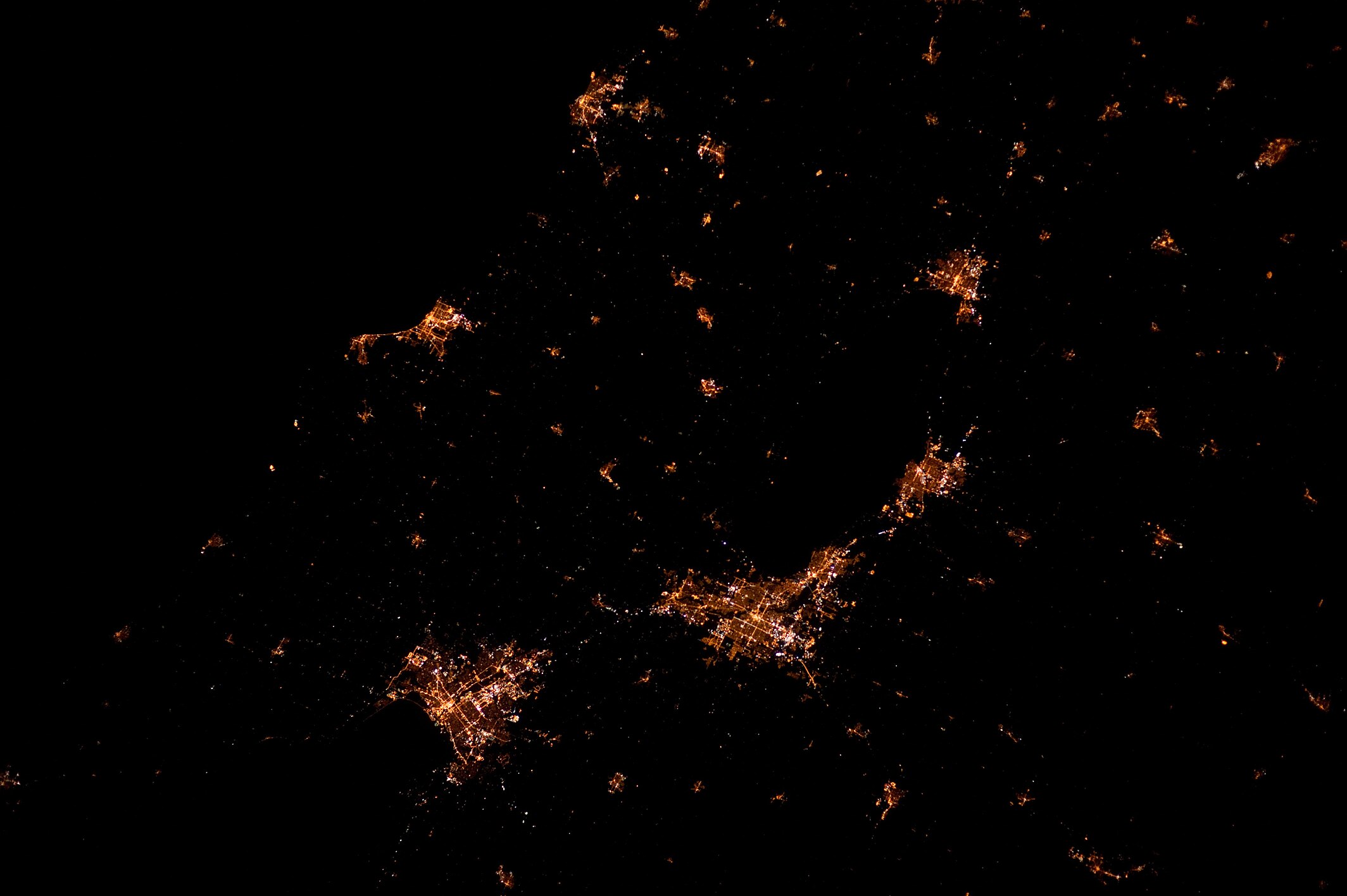 The bright light on the lakeshore to the far left is the Point Beach Nuclear Plant. Taken at 3:09:47 A.M. CDT on March 28, 2012 from an altitude of 211 nautical miles (391 km) during ISS Expedition 30.