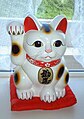 Un maneki neko giapponese