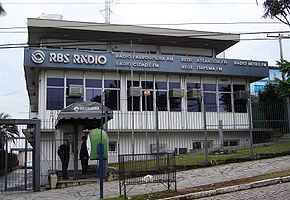 Prédio da RBS Rádio em 2007, onde se localizava a sede da Metrô FM.