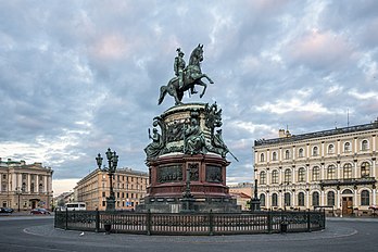 Monumento a Nicolau I da Rússia em São Petersburgo (definição 5 175 × 3 450)