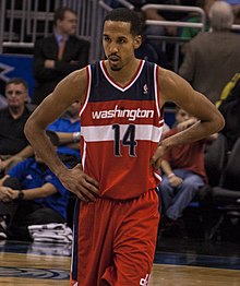Livingston with the Washington Wizards in 2012 Shaun Livingston Washington at Orlando 054 (cropped).jpg