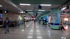 景田站2号线站厅