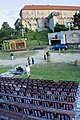 Théâtre de plein air au niveau de la terrasse inférieure du château (répétition de Tenkes (de) musical en 2009)