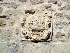 Escudo en la fachada del ayuntamiento.