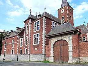 Château de Tihange dont les origines remontent au 12e siècle