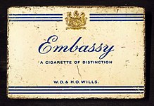 Description de l'image Embassy cigarettes tin, WD & HO Wills.JPG.
