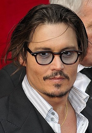 English: Johnny Depp during the Paris premiere...