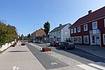 Köpmannagatan 2019. Under somrarna när det är Kalix Kulturnatta eller Kalixveckan brukar gatan vara fylld av besökare och aktiviteter.