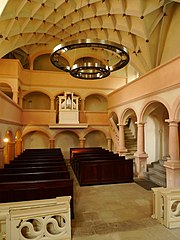 Interiér kostela sv. Floriána, Krásné Březno