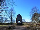 Kriegerdenkmal Zella-Mehlis, Blick vom Hauptweg