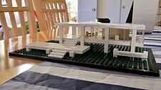 Lego farnsworth house.jpg