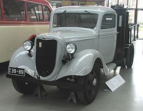 Ford V8-51