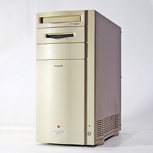 PowerMac 9500132 front.jpg