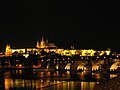 Praga de nuèch : lo pont Carles e lo castèl