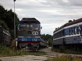 Raudteeveerem Tallinn-Väike depoo haruteedel, esiplaanil GoRaili mootorvedur TEP70, 2013